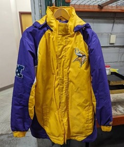 lot 6 image: Vikings Jacket
