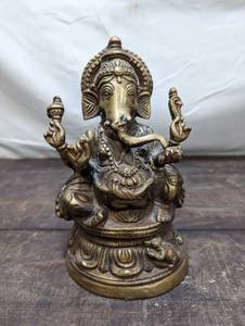 lot 105 image: Brass Ganesha Ganesh Statue
