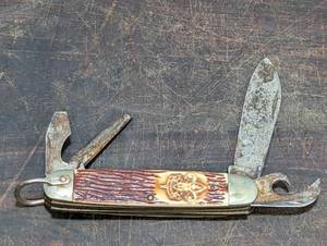 lot 118 image: Imperial Cub Scout Knife