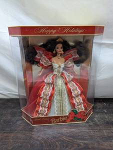 lot 15 image: Happy Holidays Barbie