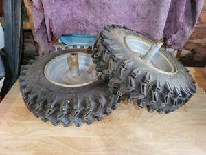 lot 228 image: Pair of 4.80-8 Snowblower Tires and Rims - NOS HIPPING