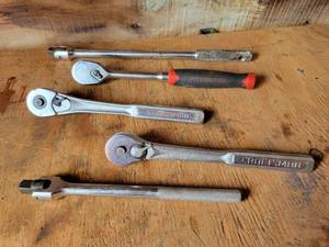 lot 84 image: Lot of 12 Drive Ratchets and Breaker Bars - CRAFTSMAN, Pittsburgh and More