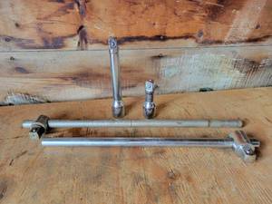 lot 85 image: OTC 34 Drive Breaker Bar, 34 Drive Extensions and 34 Drive Breaker Bar