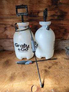 lot 93 image: (2) 2-Gallon Sprayers - NO SHIPPING