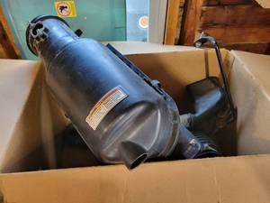 lot 104 image: FORD F350 Air Cleaner Assembly - Part No. 7C34-9600-DK