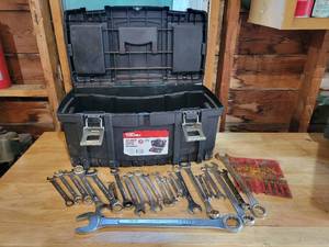 lot 134 image: Hyper Tough Poly Toolbox and Assorted Combination Wrenches - Gearwrench, CRAFTSMAN, GreenLee, Hyper Tough and More - NO SHIPPING