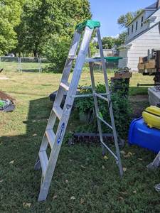 lot 246 image: 6 Werner Aluminum Step Ladder