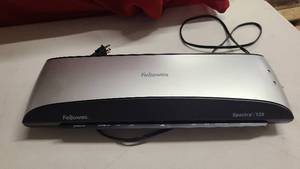 Fellowes Portable laminator