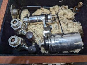 lot 100 image: Vintage Crosby Steam Gage
