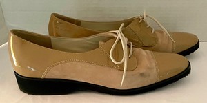 lot 113 image: Boutique Italian Leather Shoes by Salvatore Farragamo