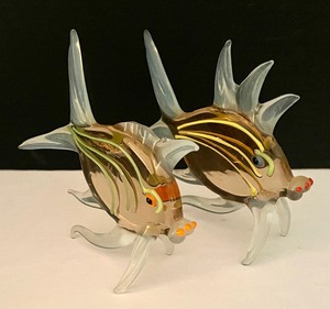 lot 115 image: Two Amazing Art Glass Fish Figurines