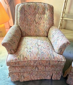 lot 122 image: Two Swell Vintage Swivel Rocker Chairs