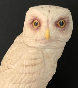 lot 144 image: Ansley Snowy Owl Figurine