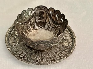 lot 34 image: Antique Silver George Roth and Co Medallion Bowl and Under Plate
