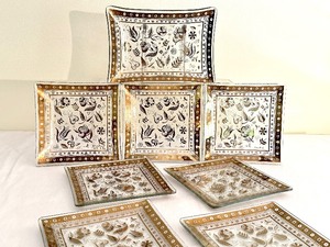 lot 65 image: Vintage Georges Briard Glass Plate Snack Set and Hors dOeuvres Plate Tray