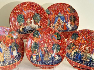 lot 69 image: (5) C.H. Field Haviland Limoges La Dame a la Licorne Limited Editon Collector Plates