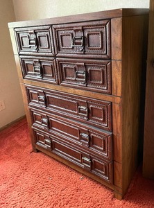 lot 216 image: Vintage Thomasille 5 Drawer Dresser