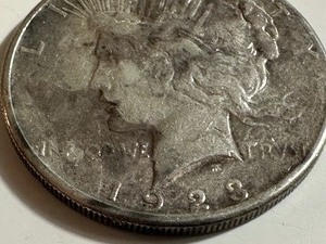 lot 7 image: 1922- S United States Peace Dollar Coin