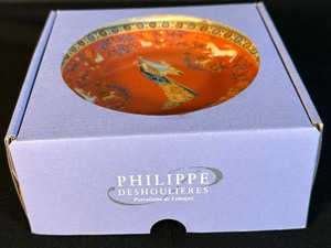 lot 85 image: Set of Six Philippe Deshoulieres Desert Plates La Dame a la Licorne