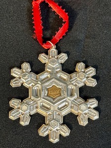lot 91 image: Gorman Sterling 1988 Sterling Silver Ornament