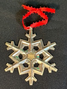 lot 92 image: Gorman Sterling 1989 Sterling Silver Ornament