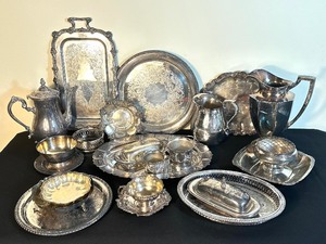 lot 99 image: Variety of Vintage Silver Plate Items