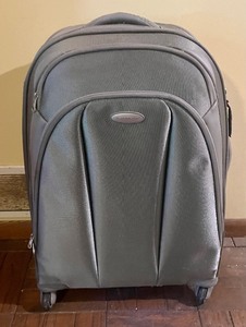 lot 267 image: Samsonite Travel Bag  Rolling Suitcase