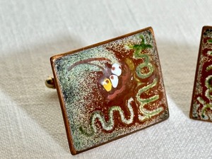 lot 350 image: Pair of Vintage Enamel Cufflinks