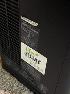 lot 324 image: Life Smart Infrared Space Heater
