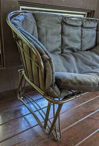 lot 330 image: Brown Rocking Patio Sofa and Side Table