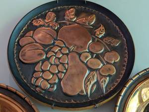 lot 399 image: Assorted Vintage Copper Plates