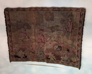 lot 406 image: Large Vintage Hanging Wall Tapestry