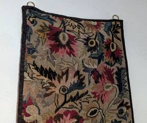 lot 410 image: Floral Hanging Wall Tapestry