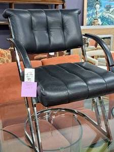 lot 26A image: Mid-Century LeatherChrome Bar Arm Chair