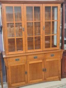 lot 14 image: Intercon Mission European Wood Classics Wood Lighted China Hutch