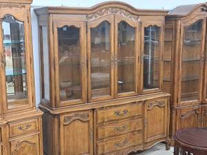 lot 58 image: White Furniture French Cabinet