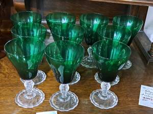 lot 175 image: Vintage ClearGreen Glass Stem Glassware 10-piece