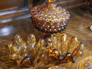lot 179 image: Vintage Amber Glass Glasswares 3-piece - Candy Dish with Lid, Open Candy Bowls