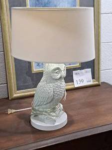 lot 149 image: 21 Owl theme Table Lamp with Lamp Shade