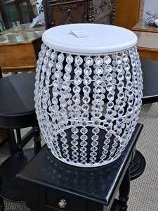 lot 120 image: White Beaded Round End Table