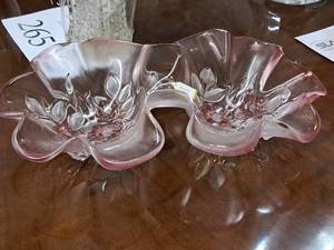 lot 267 image: Rose theme Candy Dish