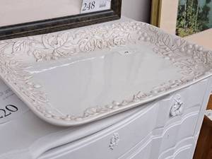 lot 282 image: Gibson Everyday China Serving Platter
