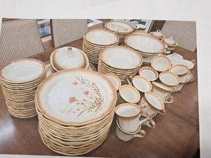 lot 253 image: Vintage Mikasa Whole Wheat Jardiniere Stoneware Set 130-piece - Dinner Plates, Salad Plates, Bowls, Saucers, Cups, Bread & Butter, Gravy Boat with Dish, Creamers, Sugar Bowl serving Platter, Set. Pot with Lid