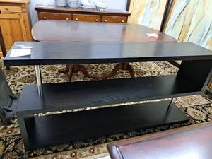 lot 232 image: Scandinavian Designs Wood Bookcase 3-tier