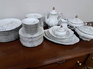 lot 251 image: Mittertoida Fragrance China Set 64-piece - Plates, Saucers, Serving Platters, Tea Pot, Creamer, Sugar Bowl, Lidded Serving Bowls
