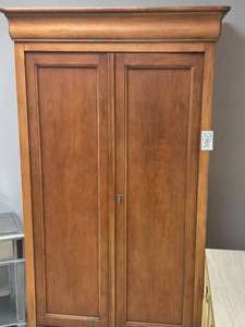 lot 302 image: Vintage Mt. Airy Wood Dresser 2-door with Key