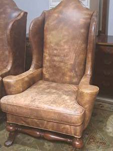 lot 326 image: Brown Leather Highback Living Room Arm Chair
