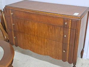 lot 368 image: Vintage Wood Rolling Chest of Drawers 3-drawer