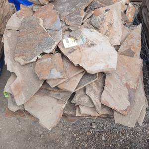 1 Pallet of Irregular Stone, 2 Ton, Varied Sizes