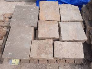 1 Pallet of Full Veneer, 1.5 Ton, Varied Sizes